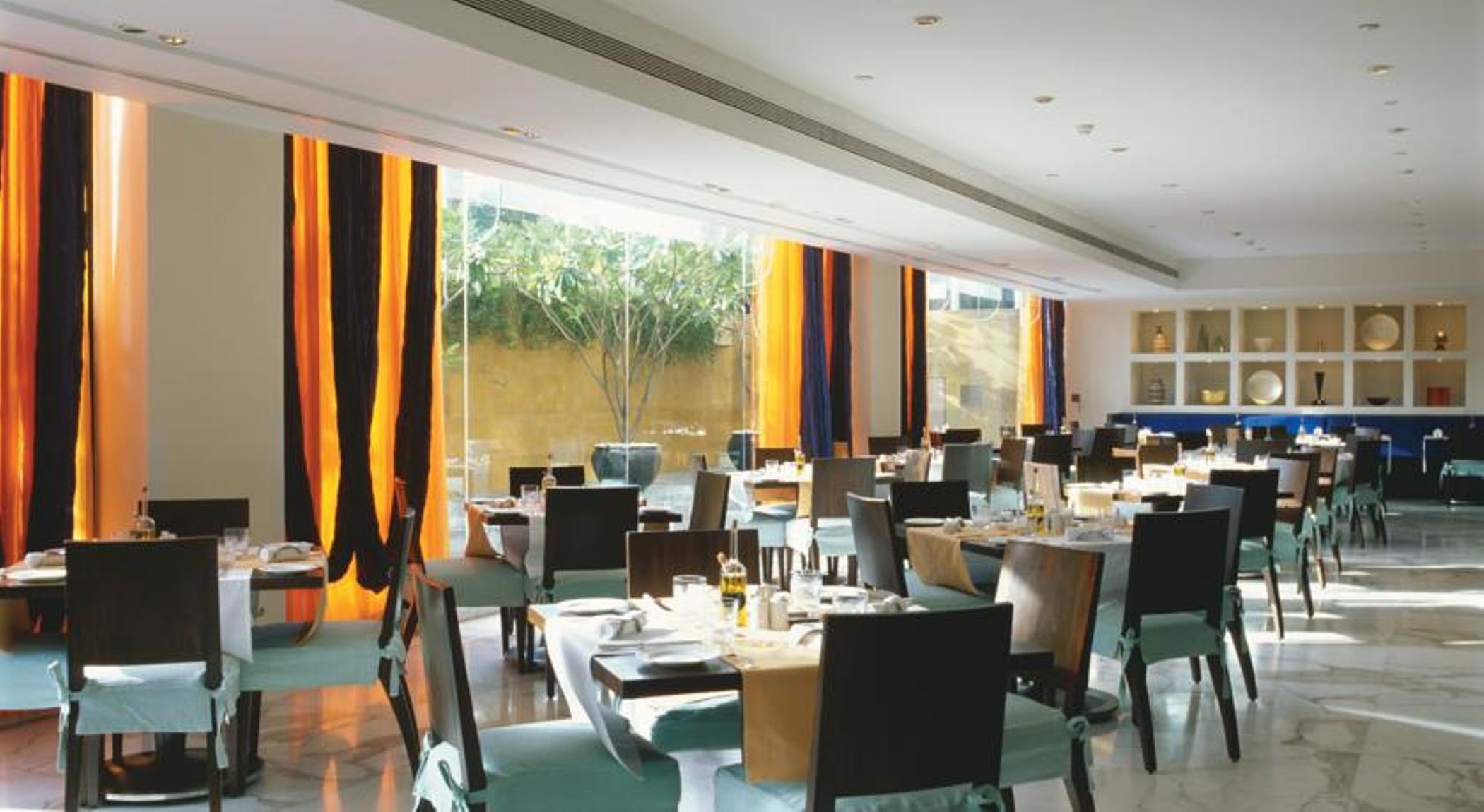 Trident Nariman Point Hotel Мумбай Екстериор снимка The Park, New Delhi