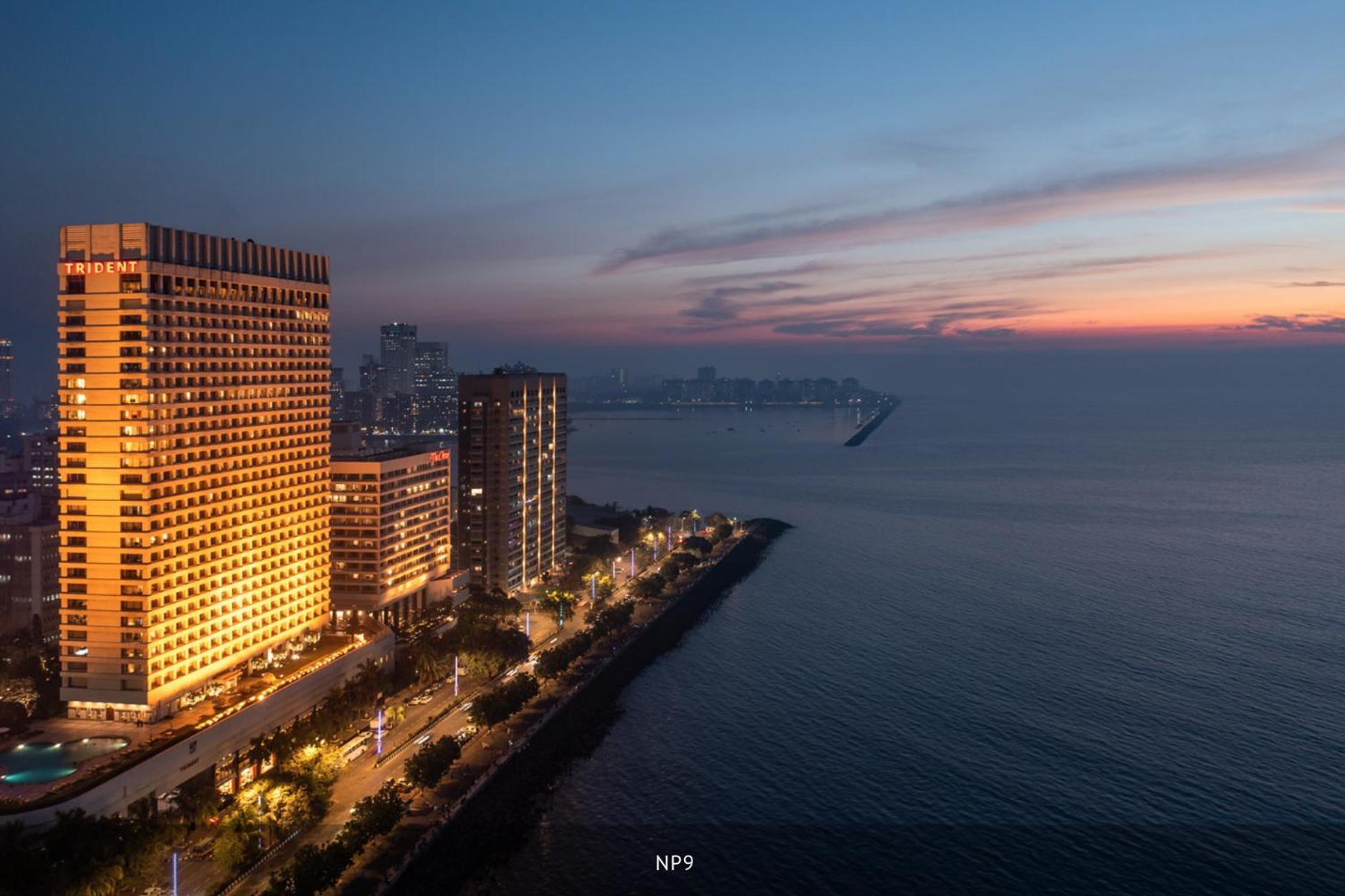Trident Nariman Point Hotel Мумбай Екстериор снимка The Bay of Bengal at Marina Beach, Chennai